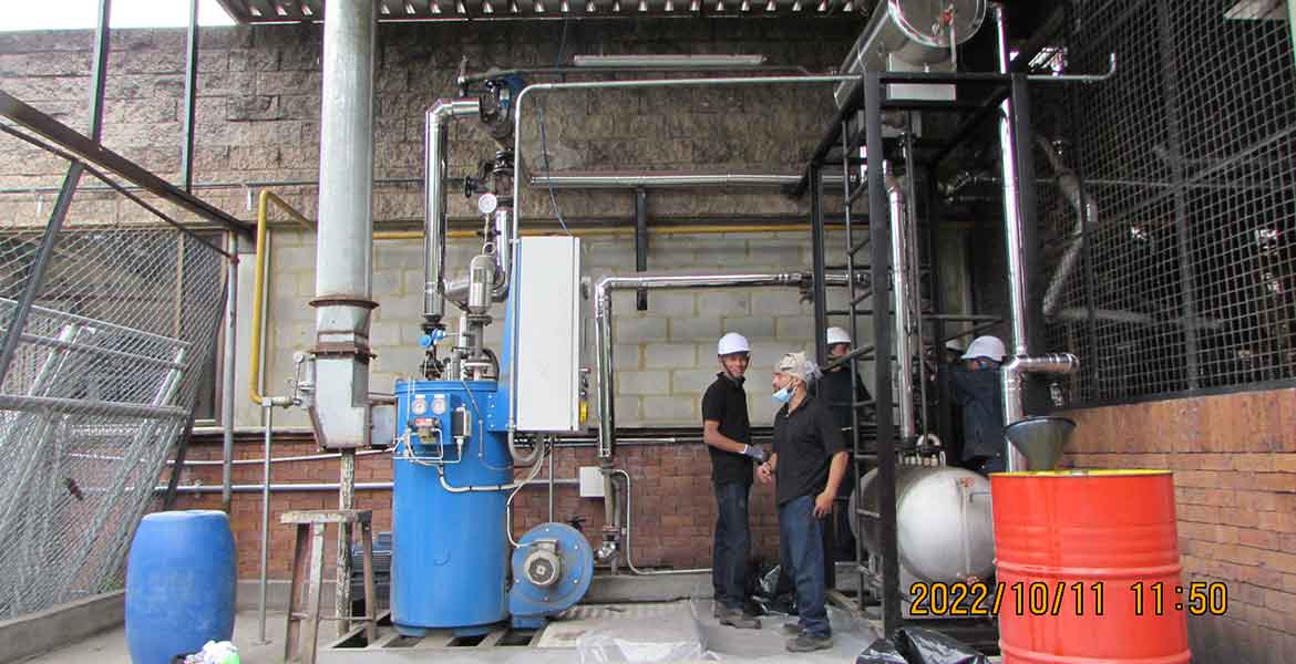 Aislamiento térmico de tuberías para frio, calor. Aislamiento térmico de tanques, equipos, chimeneas.