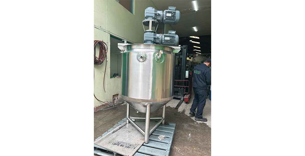 Diseño, fabricación de maquinaria, reparación de tanques, marmitas, tolvas, chimeneas. Estructuras metálicas. Acero inoxidable, acero carbón, Aluminio.