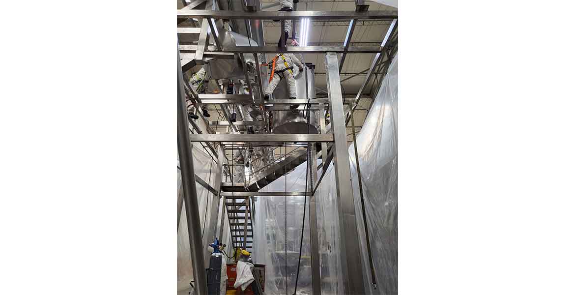 Diseño, fabricación de maquinaria, reparación de tanques, marmitas, tolvas, chimeneas. Estructuras metálicas. Acero inoxidable, acero carbón, Aluminio.