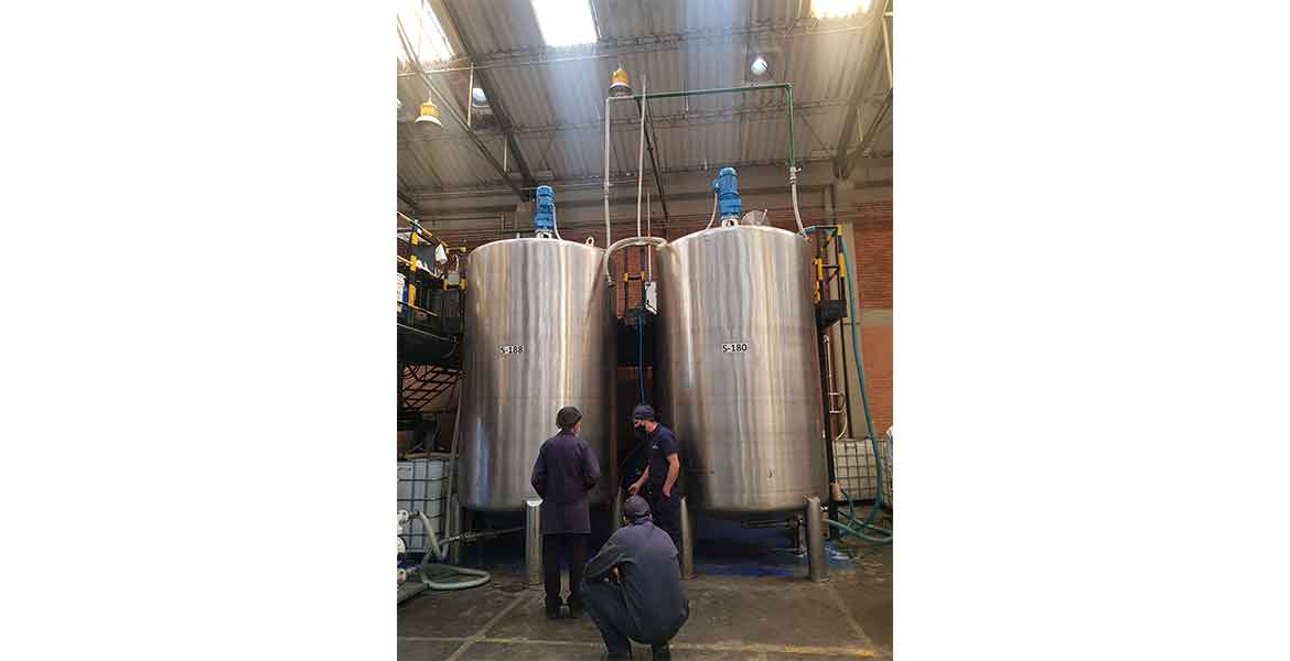 Diseño, fabricación de maquinaria, reparación de tanques, marmitas, tolvas, chimeneas. Estructuras metálicas. Acero inoxidable, acero carbón, Aluminio.