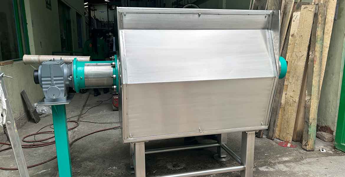 Diseño, fabricación de maquinaria, reparación de tanques, marmitas, tolvas, chimeneas. Estructuras metálicas. Acero inoxidable, acero carbón, Aluminio.