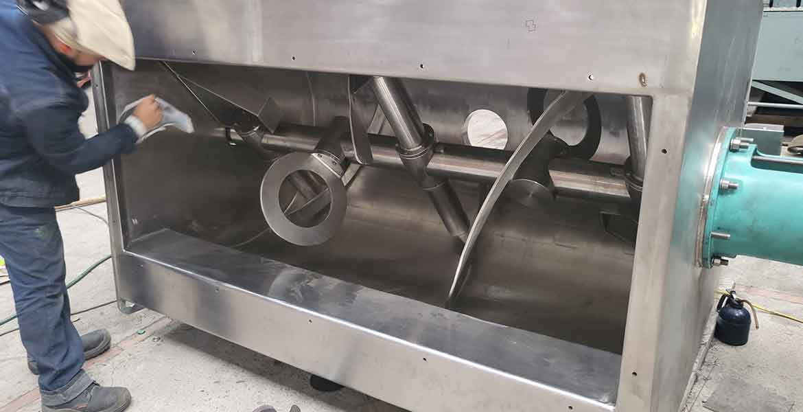 Diseño, fabricación de maquinaria, reparación de tanques, marmitas, tolvas, chimeneas. Estructuras metálicas. Acero inoxidable, acero carbón, Aluminio.