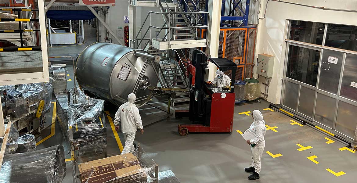 Desmontaje, traslados, izajes, traslado de plantas industriales.