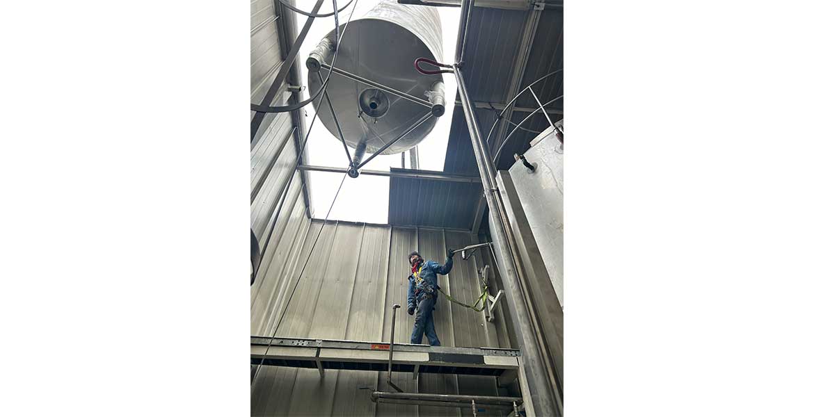 Desmontaje, traslados, izajes, traslado de plantas industriales.