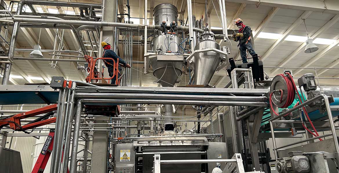 Servicio de mantenimiento mecanico preventivo, correctivo, reparaciones,
                                            adecuaciones. Servicio de torno, fresadora, prensa hidráulica.