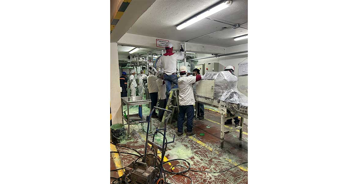 Servicio de mantenimiento mecanico preventivo, correctivo, reparaciones,
                                            adecuaciones. Servicio de torno, fresadora, prensa hidráulica.