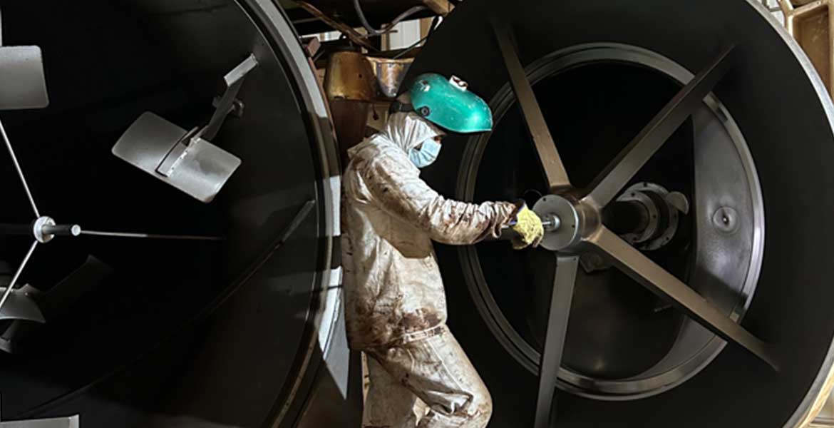 Servicio de mantenimiento mecanico preventivo, correctivo, reparaciones,
                                            adecuaciones. Servicio de torno, fresadora, prensa hidráulica.