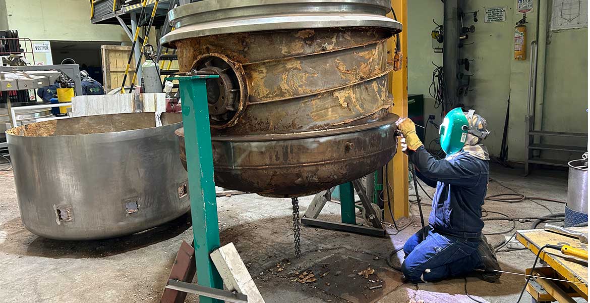 Servicio de mantenimiento mecanico preventivo, correctivo, reparaciones,
                                            adecuaciones. Servicio de torno, fresadora, prensa hidráulica.