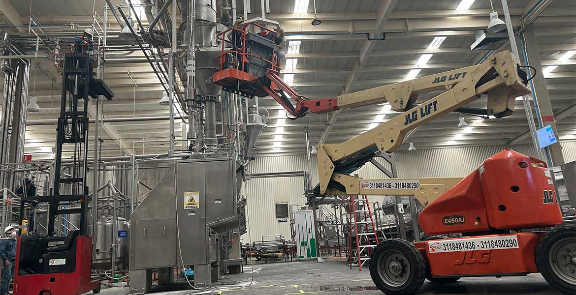 Montaje de equipos, reubicación de tanques, desmontaje, reubicación de equipos, montaje de maquinaria.