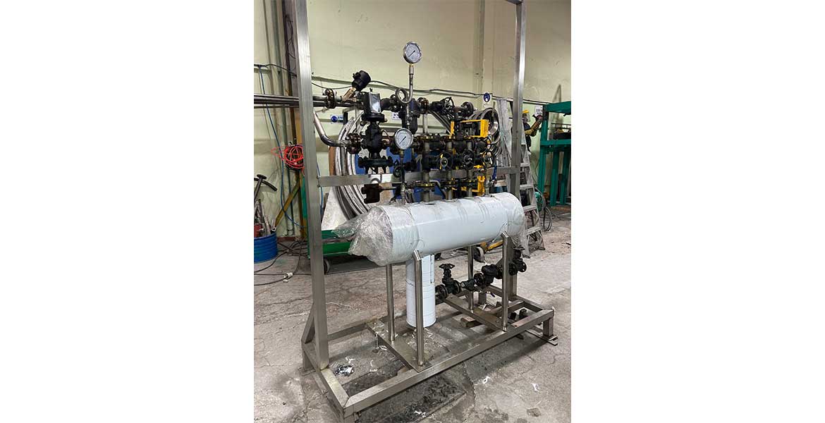 Instalación de tuberías para servicios industriales; vapor, agua, alimentos, amoniaco, químicos. En acero inoxidable; sanitaria, sch 10,40,80, acero carbón, polipropileno.